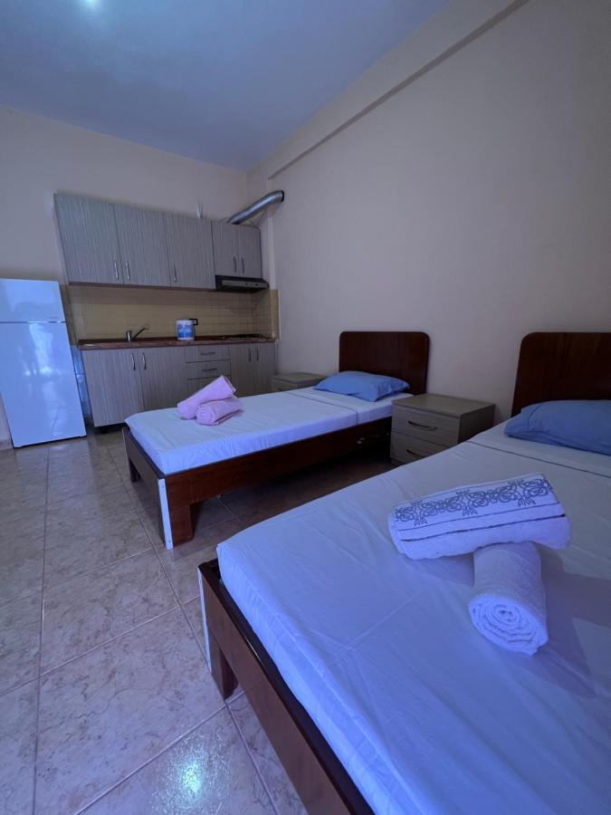 House For Rent Jurgen Villa Golem  Buitenkant foto